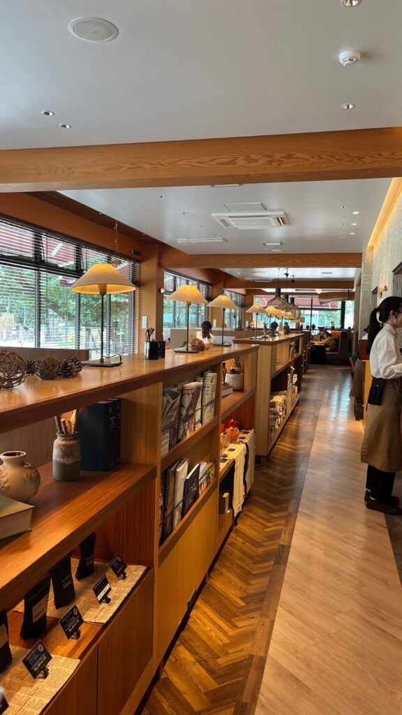 むさしの森Diner 新宿中央公園店rの店内