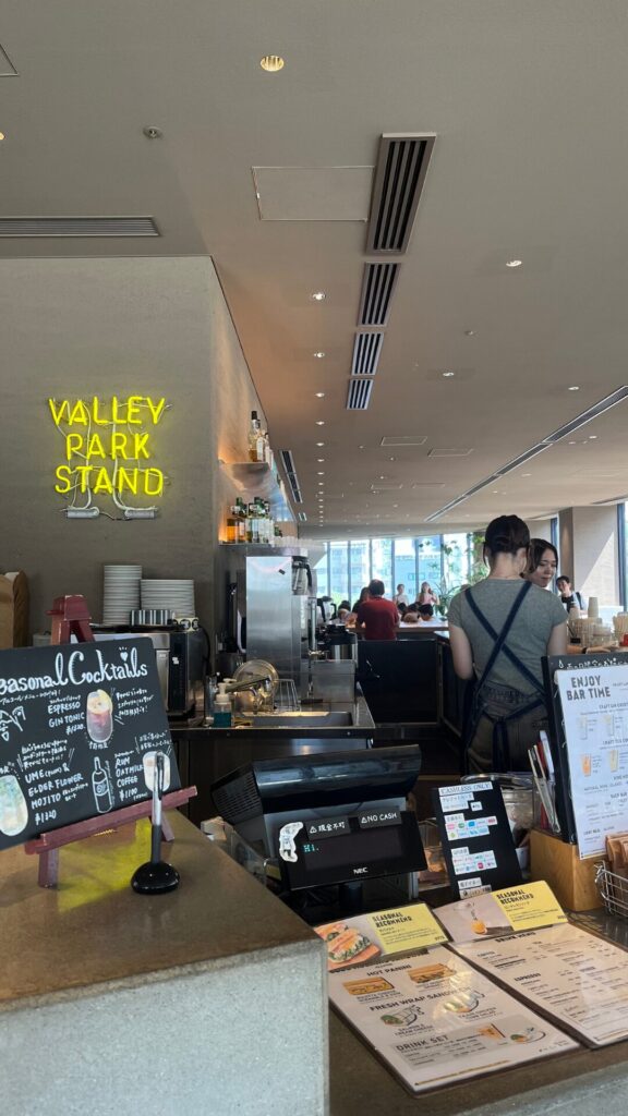 宮下パークのVALLEY PARK STANDの店内写真5