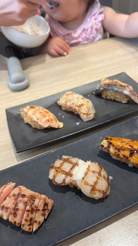 二子玉川の寿司虎 Aburi Sushi TORAの写真（炙り寿司）