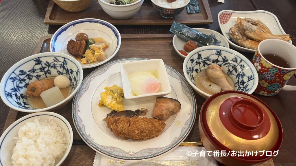 【旅行ブログ】ホテル山楽の写真：朝食ビュッフェ