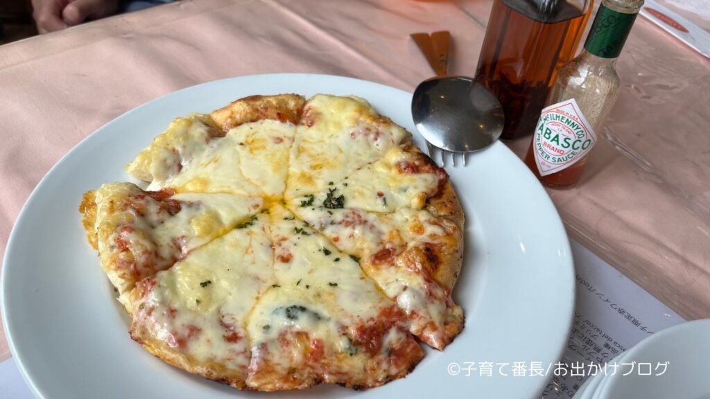 アントニオ アトレ四谷店の写真：料理ピザザ