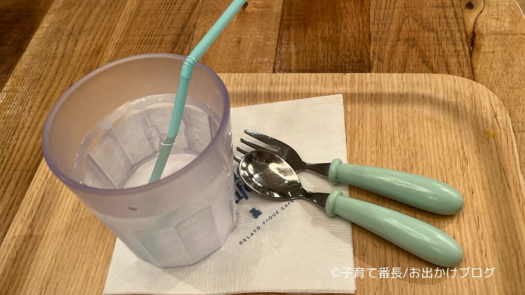 二子玉川キッズスペースがあるジェラートピケカフェの写真：キッズカトラリー