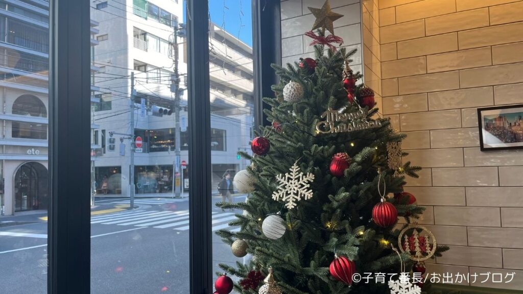 クリントン・ストリート・ベイキング・カンパニー 南青山店の写真：クリスマスツリー